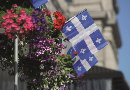 drapeau quebec